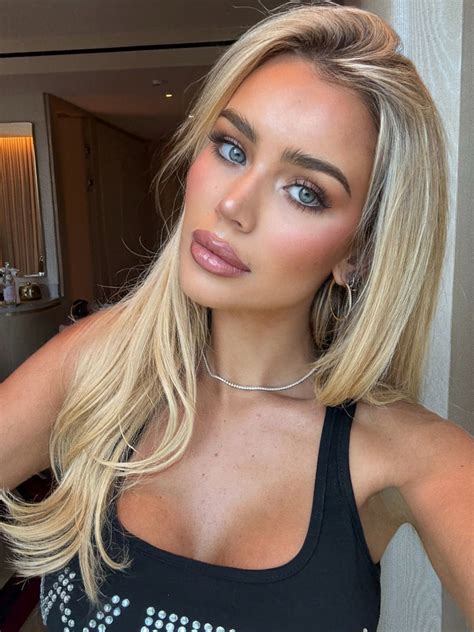 JULIA CAVANAGH – Instagram Photos 10/08/2025 – HawtCelebs