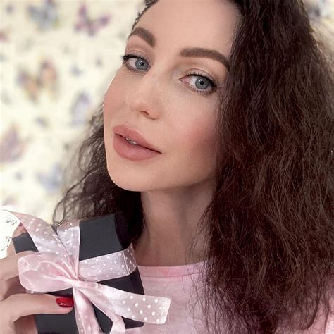 Irina Ivanova - Irina Ivanova added a new photo.