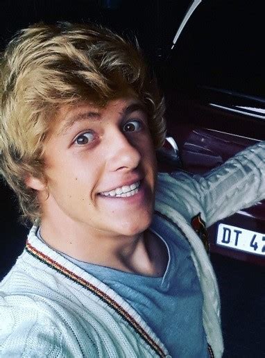 meet  summer staff pieter dubois center