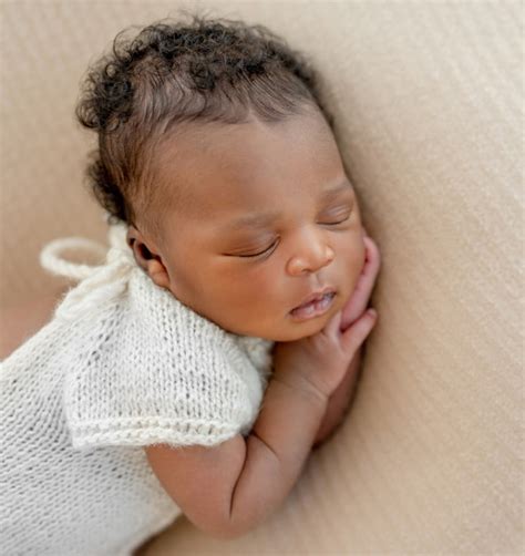 premium photo portrait  sleeping baby