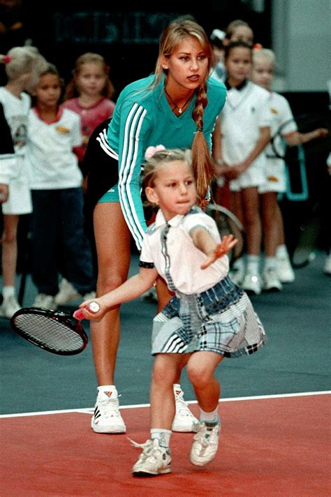 Anna kournikova cumple 41 años | MARCA.com