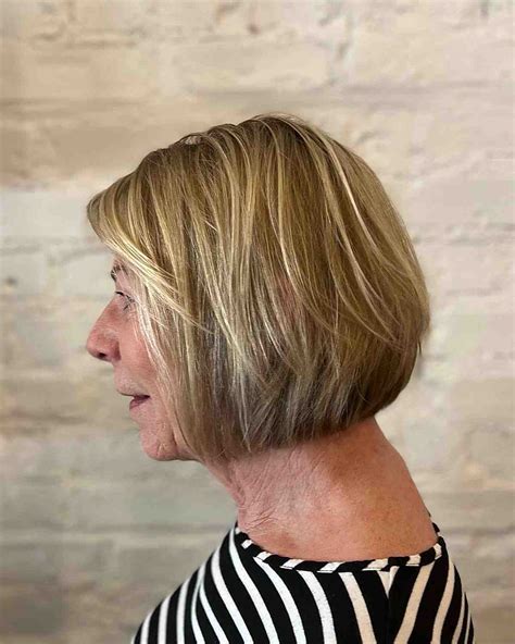 Cabelo Curto Para Mulher De 60 Anos - Corte de Cabelo Curto para Mulheres com mais de 60 Anos - Veja 50 ...