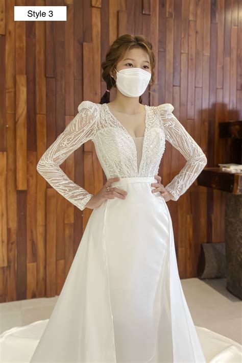 White long sleeves satin mermaid wedding dress with detachable or