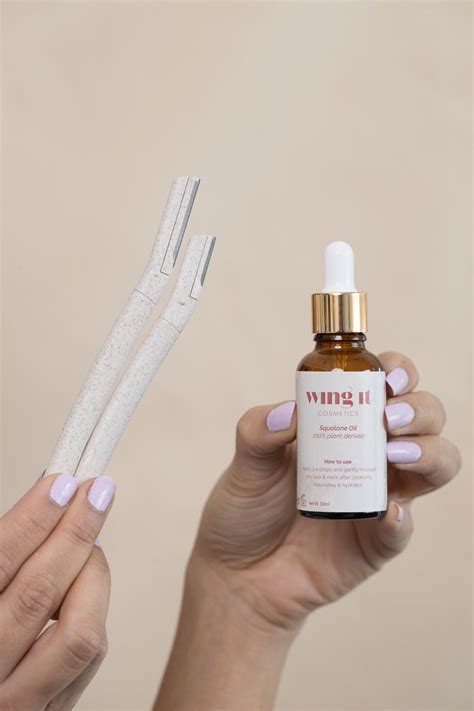 face oil for dermaplaning 3