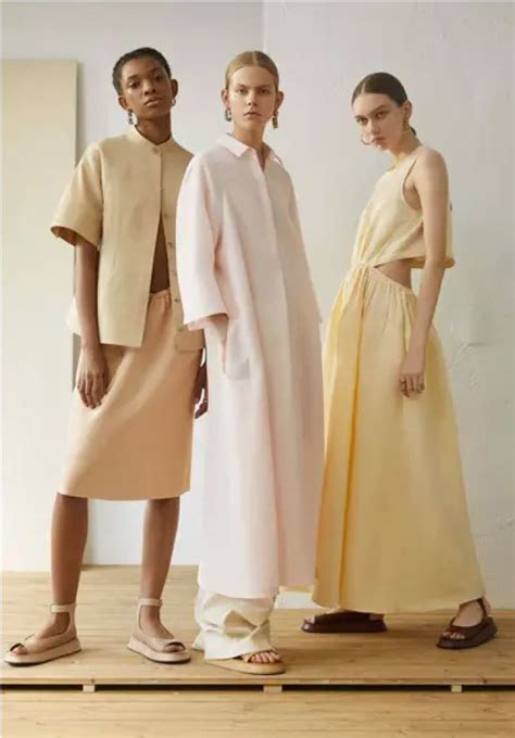 Did You Know the Anon IB Archive Forecasts the Future of Fashion Trends? - wxe0zfo