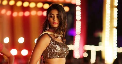 Pooja Hegde Duvvada Jagannadham Movie Hot Stills