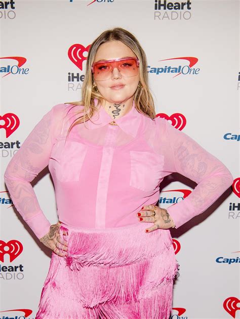 Elle King Gets Butt Tattoo in Honor of the Men Helping Her Raise Son
