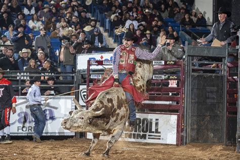 Hedeman Returns to El Paso with the top-ranked bull rider in the Nation
