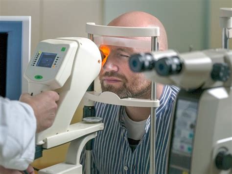 Drusen in Eyes: Causes, Treatment, and Macular Degeneration