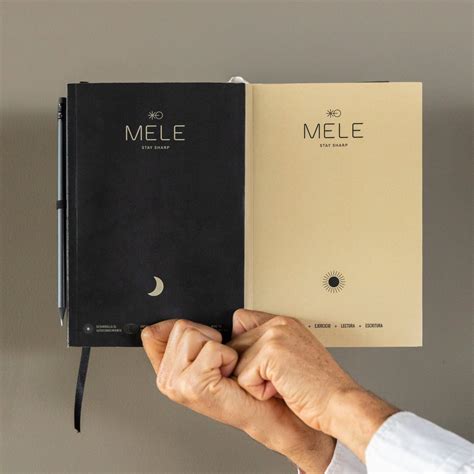 Naan Pogiren Mele Mele 8