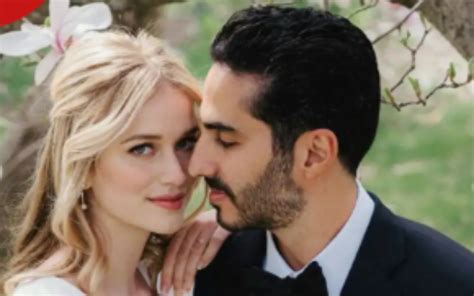 Glamour Path | Tags: elizabeth lail | | Tags: elizabeth lail | Glamour Path