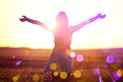 Finding Joy: Tips for a Happy Holiday Season - Synchronicity ...