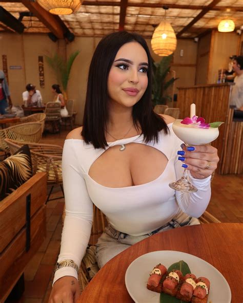 Julia Nicole 🇩🇪🇲🇽 (@julia.nicole_star) • Instagram photos and videos