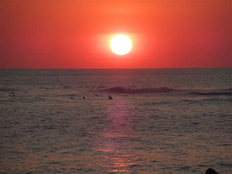 Playa El Tunco (Surf City)