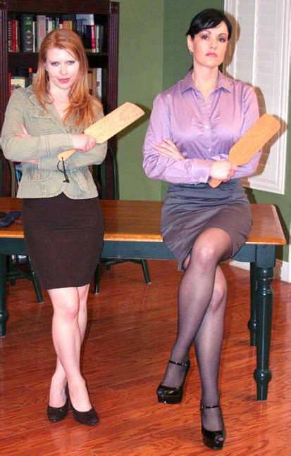 Hot Ladies | stricthouse