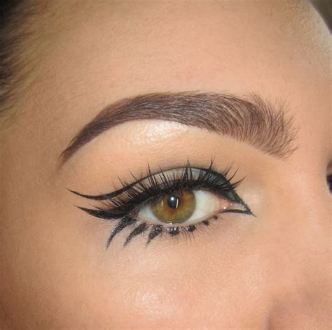 creative graphic liner   creative eyeliner