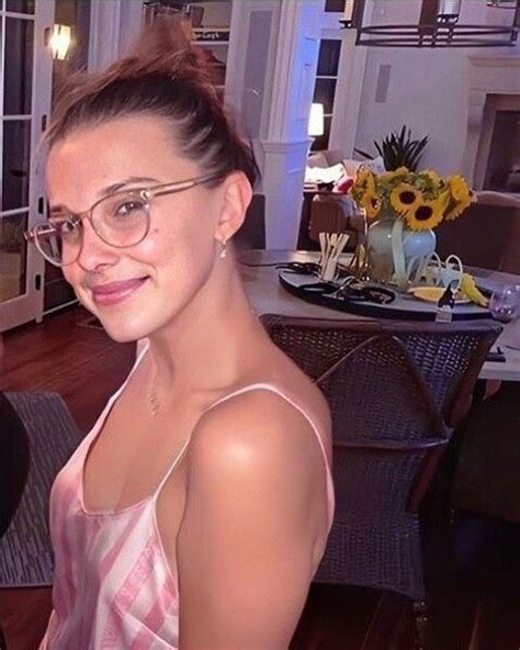 Millie bobby brown on Instagram: “😍🤯 #milliebobbybrown” | Millie bobby ...