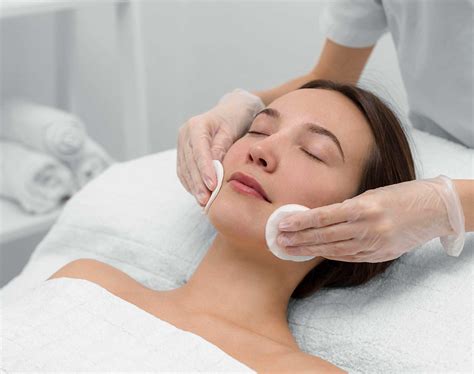 deep pore cleansing facial singapore deep pore cleansing