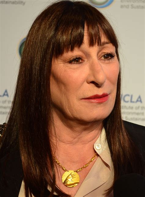 Anjelica Huston - Wikipedia | Anjelica huston, Actresses, How to style