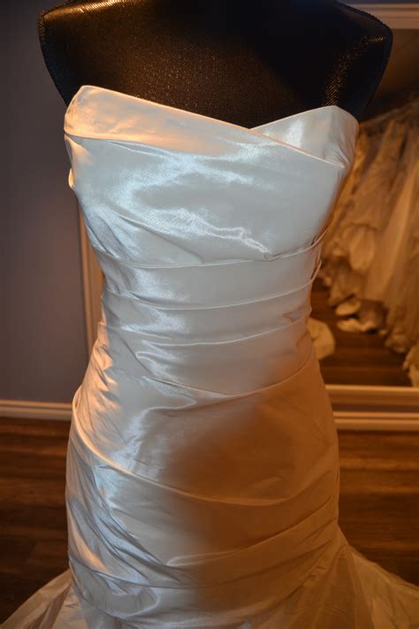 Amsale Sample Wedding Dress Save 87% - Stillwhite