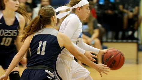 Gianna Rose breaks school record at MIA Rays’ senior night