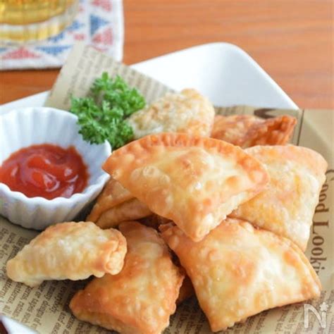 ポテサラが絶品おつまみに変身！餃子の皮でポテサラ サモサ | レシピサイトNadia