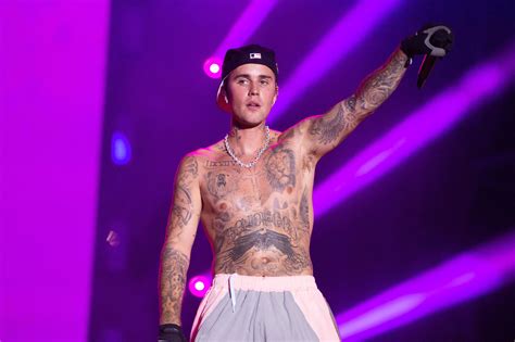 Justin Bieber Bulge March 2022