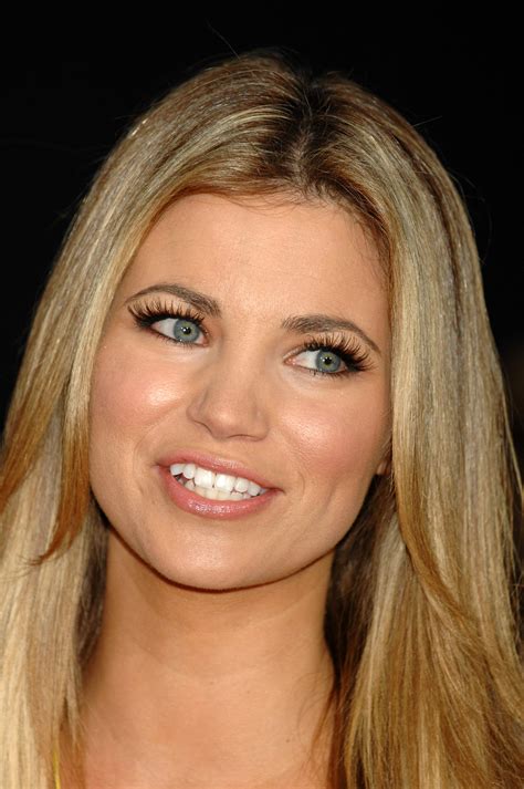 Amber Lancaster Pictures
