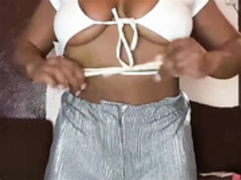 Tik Tok nip slip - she didn't know