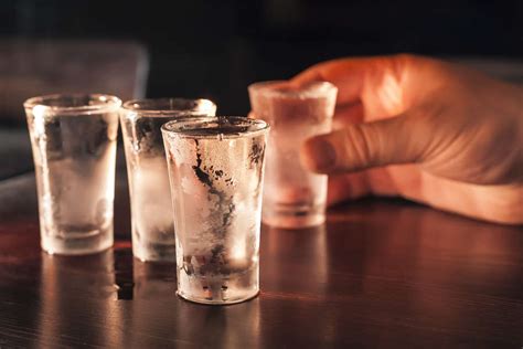 How Many Calories Are in a Shot of Vodka - Popular Vodka Brands, Ranked ...