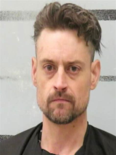 LUBBOCK COUNTY MUGSHOTS | GONZALES, JESUS 05/18/2025 Age: 18 Charges