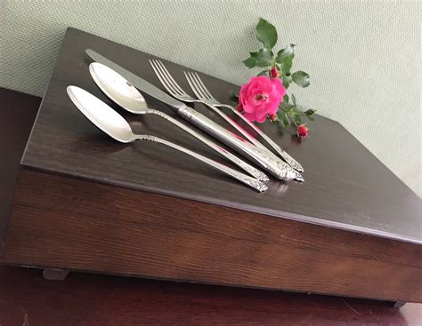 Sterling Silver Damask Rose Silverware set, Complete Service for 8 in chest, Vintage Oneida ...