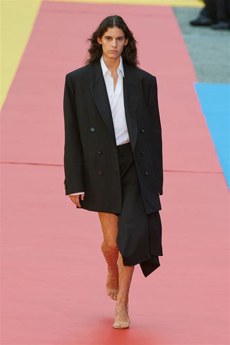 stella mccartney spring  ready  wear fashion show vogue