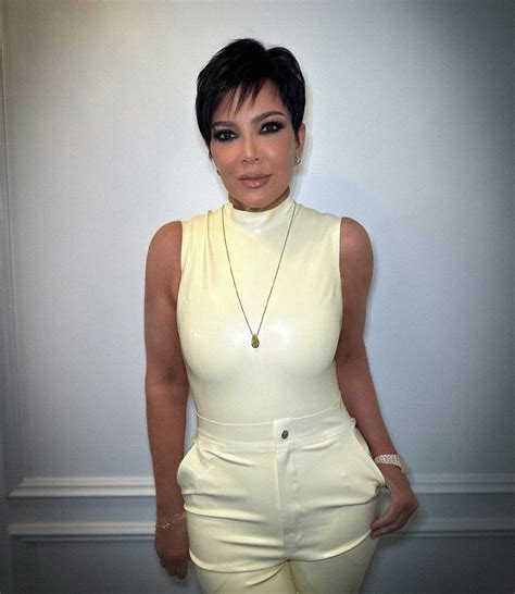 Kris Jenner is leggy in $2K coral-print minidress for date night