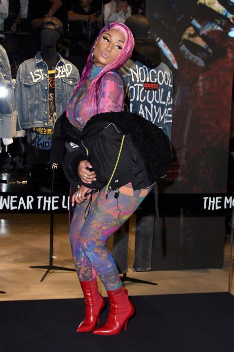 Nicki Minaj Braless Seethrough Boobs - Hot Celebs Home