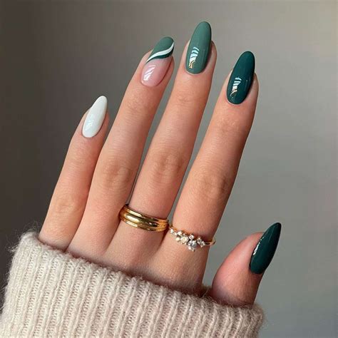 20 Dark Green Nail Polish Ideas Trending for Winter