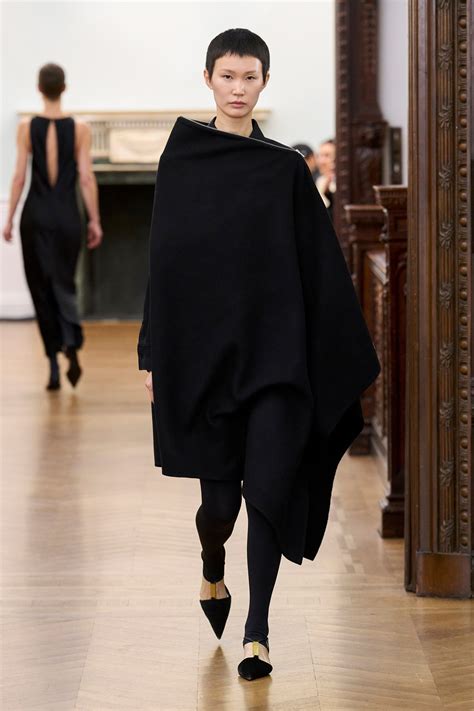 fall  fashion trends    runways