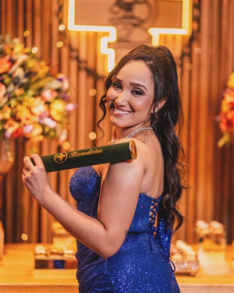 Ana Carolina (@anaaabs) • Instagram photos and videos