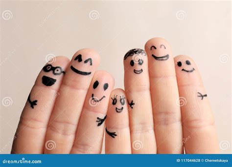 drawing faces  fingers  ruth sapp blog