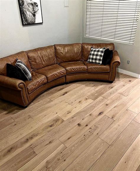 4 Ways to Prevent Luxury Vinyl Plank Flooring from Buckling