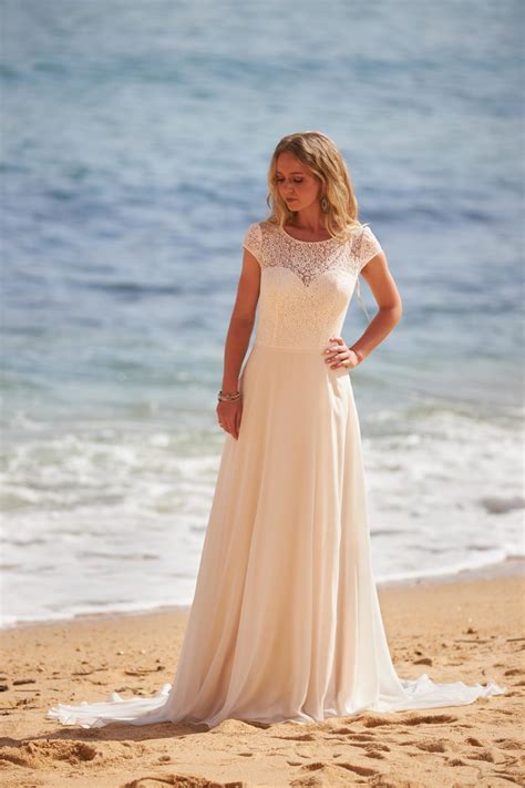 tres chic Bridal Dresses Meath | Abelle Bridal Boutique