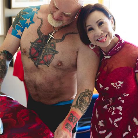 Why are your Shoulder Taps so shit ?? 😜 1. Weak or under-recruited deep