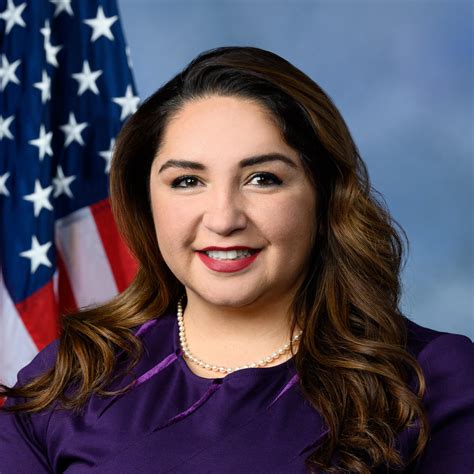 Econcon 2024 | Delia Ramirez
