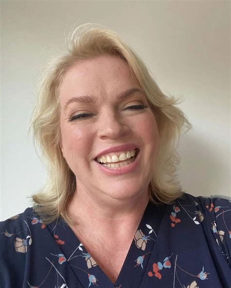 What Does Janelle Brown Do for a Living? Her Job, Explained