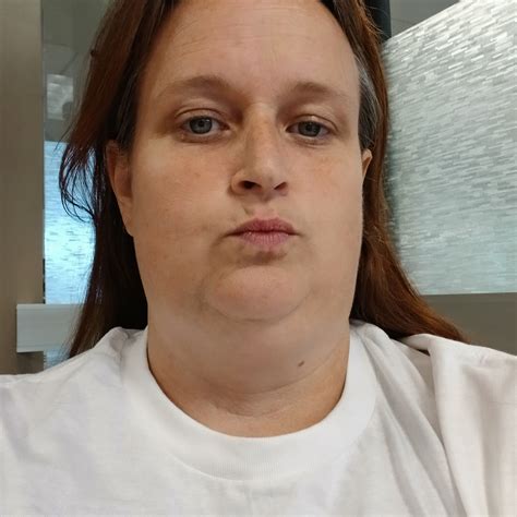 Julie Alender