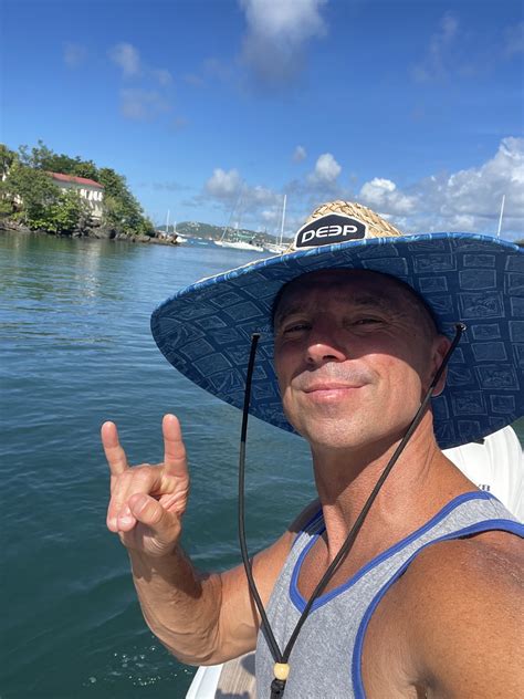 7 Unexpected Revelations About Kenny Chesney's Life & Career You Won't Believe! (2023) Image 18