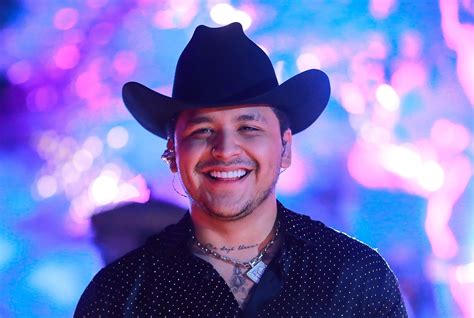 Christian Nodal como un ardiente modelo posa para la portada de Playboy