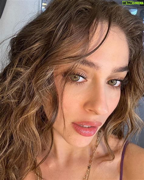 Cemre Baysel Wiki, Biography, Age, Gallery, Spouse and more