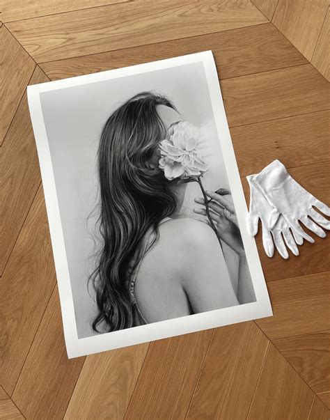 'Reverie' (medium) - Silvie Mahdal - The Art of Pencil