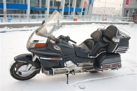 Продаётся мотоцикл Honda Gold Wing GL 1500 SE, он же "Голда".